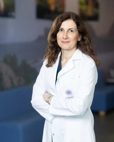 Dr. Emöke Ibolya Pályi Kiss