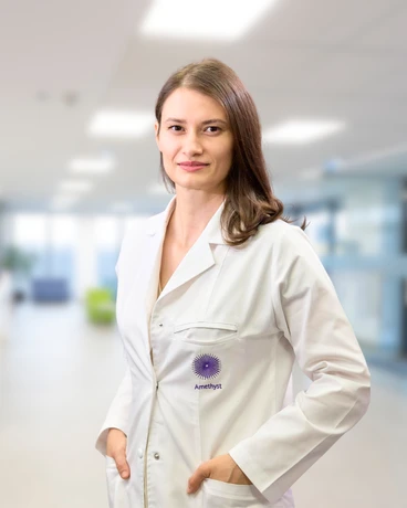 Dr. Lavinia Lia Farcaș