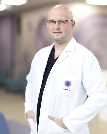 Dr. Ovidiu Bunta