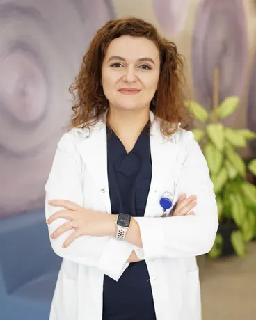 Dr. Alexandra-Paula Zerbea