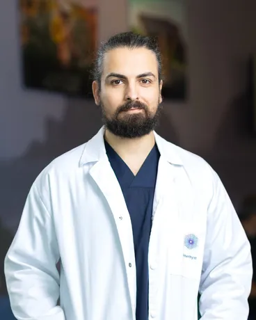 Dr. Daniel Duma