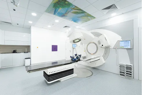 Accelerator liniar Elekta Synergy - sala de radioterapie Amethyst Cluj